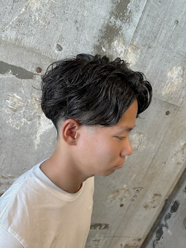 ラグシス ザ バックルーム(LUXIS THE BACK ROOM) センター×フェザー【立川/メンズ】