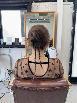 ロカ 表参道(loka) カチモリヘア/お呼ばれヘア/アレンジ[表参道]Mai