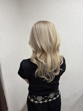 リングバイモアムー(Ring by Moremuu) ホワイトミルクティー　ケアブリーチ