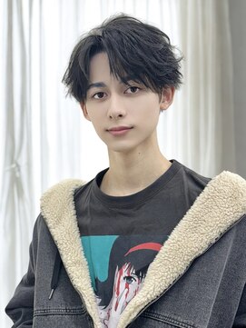 アーリー(Ali'i) フェザーショート/フェザーパーマ/ツーブロック