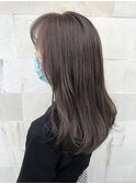 ダークベージュ