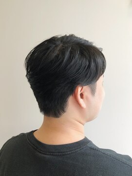 ウィ ラグゼ 北千住店(Oui luxe) 束間ショートに飽きた方へ◎ 【 後ろ流しショート 】