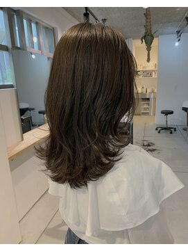 ジジ(jiji) ミディアムスタイル