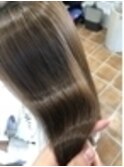 艶アッシュブラウン