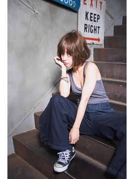 ミエル ヘア 新宿(miel hair) 〈mielhair新宿〉艶ショートボブ
