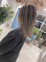 ロテ(LOTE.)&nbsp;ハイライト/髪質改善/ブリーチ/切りっぱなし/一宮/妙興寺