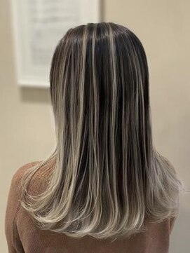 オーブヘアー スピン 利府店(AUBE HAIR spin) 【AUBE HAIR】エアタッチグラデ_スリークミディ