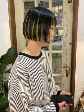 ハニーマスタード(HONEY MUSTARD) イエローインナーのミニボブ