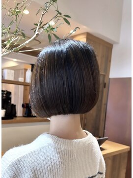 リーファ(reefur) 大人可愛い20代30代40代小顔丸みショートボブ