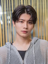 小久保styleフェザーパーマフェザーショートグレーエンドカラー