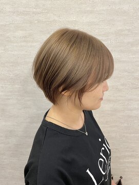 ネウィ 大分中央町店(newi) 【ミルクティーベージュ】×【丸みショート】