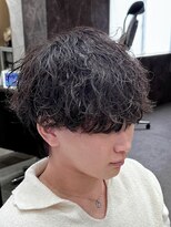 ブリーチ 静岡店(BLEACHi)&nbsp;《BLEACHi石垣》刈り上げマッシュ×波巻きツイストスパイラル