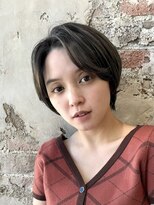 アフロート ルヴア(AFLOAT RUVUA)&nbsp;『岩田莉奈』40代50代お洒落な白髪染ショートボブ新宿ケアカラー