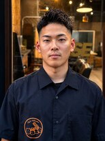 ベース(BASE)&nbsp;Cafe&Barber BASE×スパイキーフェード