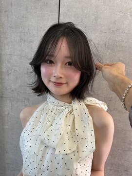 スケール(SCALE) 艶髪ストレートの切りっぱなしボブ 【吉田】