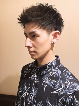 コロ(COLO) アップバングシャープベリーショート