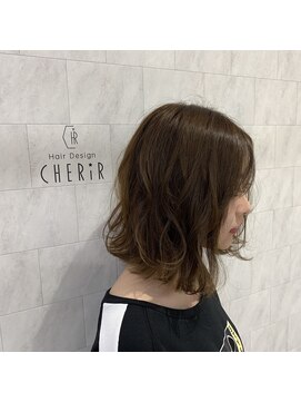 シェリール(CHERiR) 切りっぱなし外ハネルーズボブ☆