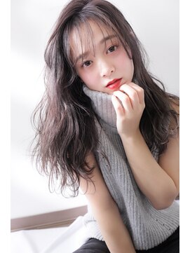 イギー(Iggy) セミウエットのゆるふわミックスカールスタイル