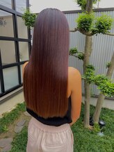 プルス 墨染店(PLUS) ツヤ感ストレートロング