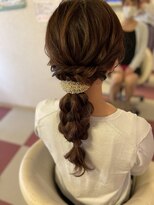 ヘアーセット モコロ(Hair Set MOCORO) あみおろしアレンジ