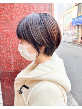 ネオリーブアイム 横浜西口店(Neolive aim) 小顔に見える黄金比を横浜で叶える丸みショート