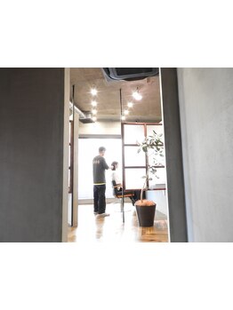 stylist歴10年以上のベテランスタッフが在籍☆プライベートサロンなのでstylistを独り占めできる☆