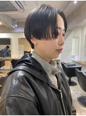 センターパートハンサムショート