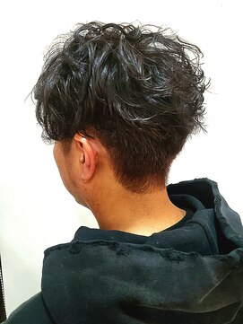 レイフィールド 滝の水店 メンズパーマツーブロック刈り上げパーマ