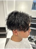 ツイスパセンターパート(刈り上げツーブロック黒髪パーマ)
