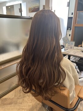 プラス ファースト ヘア(Plus 1st) ゆるふわロング