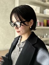 シベルバレー 横浜(sibell) ＊ショート/ショートボブ/くせ毛/外ハネ/耳かけ/前髪なし/お洒落