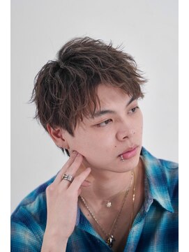 クロムトウキョウ ザ バーバー ネオン 新宿店(CHROM TOKYO the Barber ne/on) アップバングショート