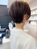 キャアリー(Caary)&nbsp;福山Caary20代30代40代50代60代ショートヘア小顔補正立体カット