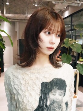 アルバム 池袋(ALBUM) 前髪カットくびれミディ顔周りレイヤーココアベージュ_F31257