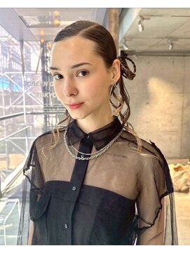 スクリーンギンザメゾン 銀座(SCREEN GINZA MAISON.) 黒髪カタログ/クラゲヘアー/オリーブグレー/銀座