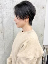 モリオ(morio)&nbsp;黒髪ハンサムショートくびれショートひし形小顔ショート前髪なし