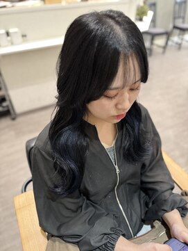 ココット 京橋店(cocotte) 艶髪イヤリングネイビーブルーカラー