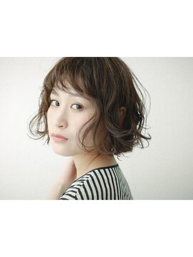 アピッシュ シェリ(apish cherie) ウェーブボブ