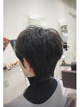 クール ヘアー ギャラリー 神明町店(COOL Hair gallery) くびれとボリュームのメリハリショート