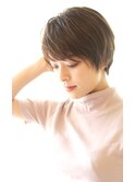 シルエットが綺麗に見えるショート お手入れ簡単 黒髪OK