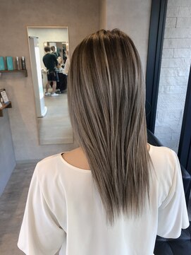 リエンス(RIENS) 【RIENS】バレイヤージュハイライト×山本優舞