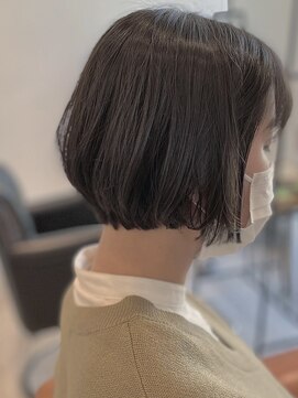 リフ(LIF by MIRROR TALK) ショートボブ