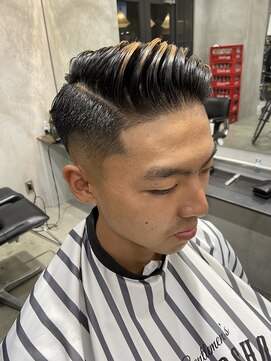 エフエム 明大前(FM) バーバー 刈り上げショート/アップバング/フェードカット