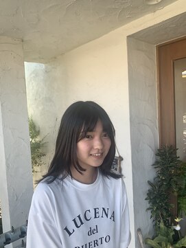 スプリング バイ ラシク(spring by Rasiku) 顔周りにレイヤーを入れたロングヘア