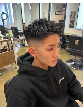 ワンワンオー バーバーショップ 長浜店(@110 BARBER SHOP) スキンフェード