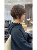 前髪あり耳掛け丸みくびれショートボブ20代30代40代50代（蘭）