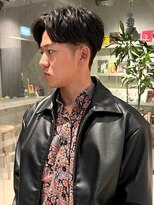 メンズサロン ブロック(Men's Salon bloc) コンマヘア　毛流れセンターパート　爽やか　ビジネス　眉カット