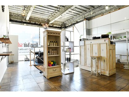 アーサス ヘアー サローネ 浦安店(Ursus hair salone by HEADLIGHT)の写真