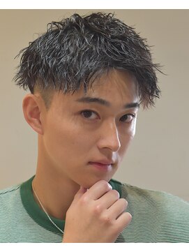 フリーク バーバーショップ 都島店(FREAK BARBER SHOP) MEN’S HAIR/ブルーブラック/フェザーパーマ/サーフカールJ2