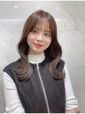 大人かわいい外ハネミディ